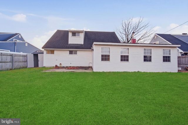 58 JOLLY LN, Levittown, PA 19055