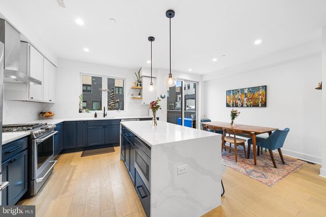 2512 E CUMBERLAND ST, Philadelphia, PA 19125