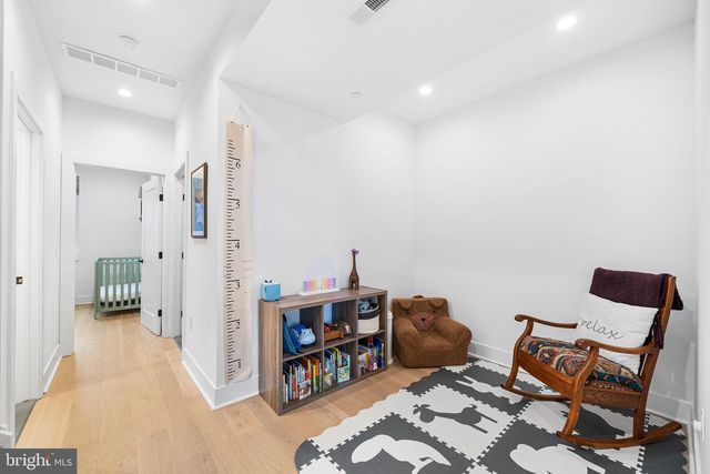 2512 E CUMBERLAND ST, Philadelphia, PA 19125