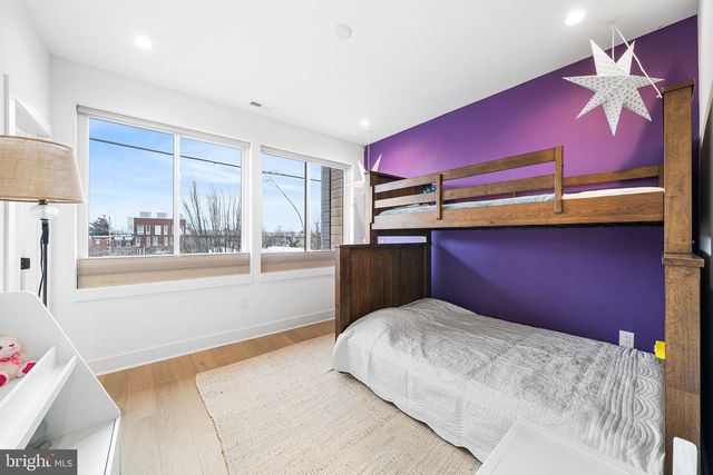 2512 E CUMBERLAND ST, Philadelphia, PA 19125