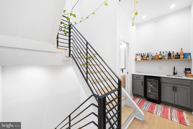 2512 E CUMBERLAND ST, Philadelphia, PA 19125