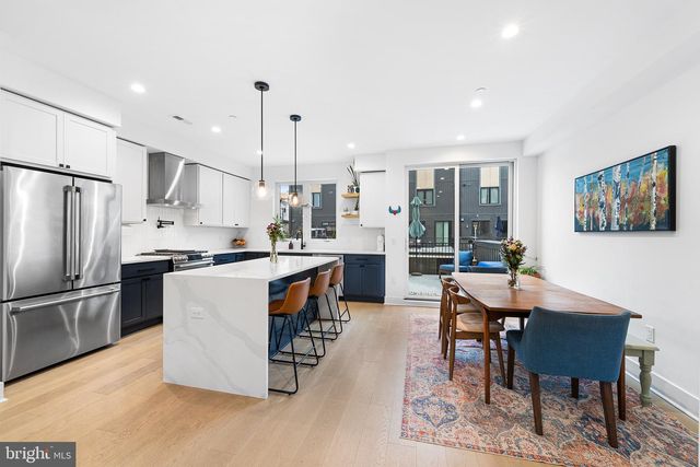 2512 E CUMBERLAND ST, Philadelphia, PA 19125