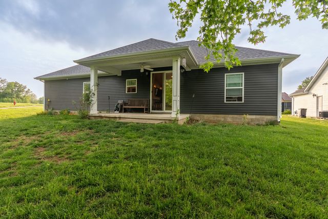 1503 Champions Drive, Marion, IL 62959