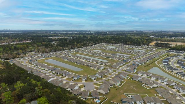 1176 Harbison Circle, Myrtle Beach, SC 29579