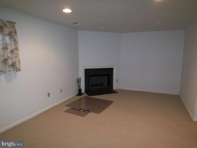 9033 LEE HIGHWAY, Fairfax, VA 22031