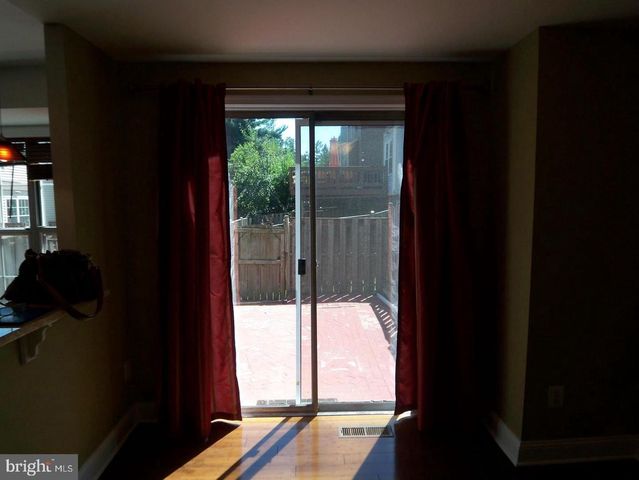 9033 LEE HIGHWAY, Fairfax, VA 22031
