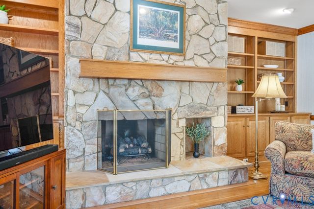 3717 Barrington Bridge Pl, Henrico, VA 23233