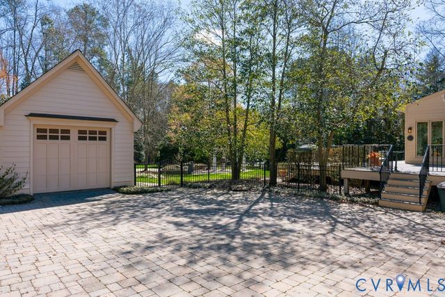 3717 Barrington Bridge Pl, Henrico, VA 23233