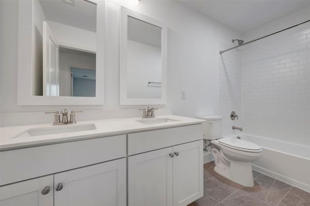 1004 Ashcroft Lane, Justin, TX 76247