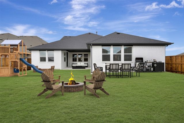 1004 Ashcroft Lane, Justin, TX 76247