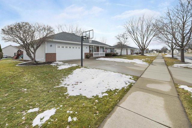 1225 DREWS DRIVE, De Pere, WI 54115