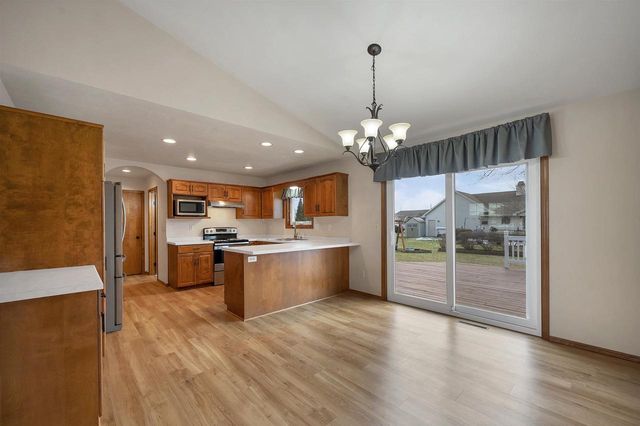 1225 DREWS DRIVE, De Pere, WI 54115