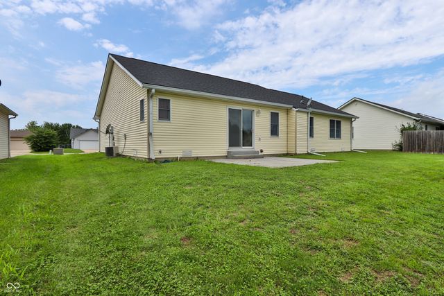 12875 John Charles N, Camby, IN 46113