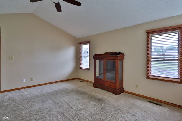 12875 John Charles N, Camby, IN 46113