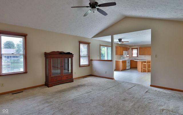 12875 John Charles N, Camby, IN 46113