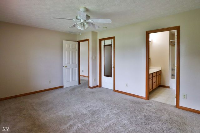 12875 John Charles N, Camby, IN 46113
