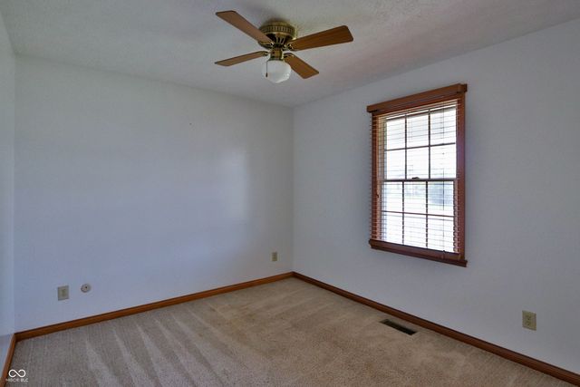 12875 John Charles N, Camby, IN 46113