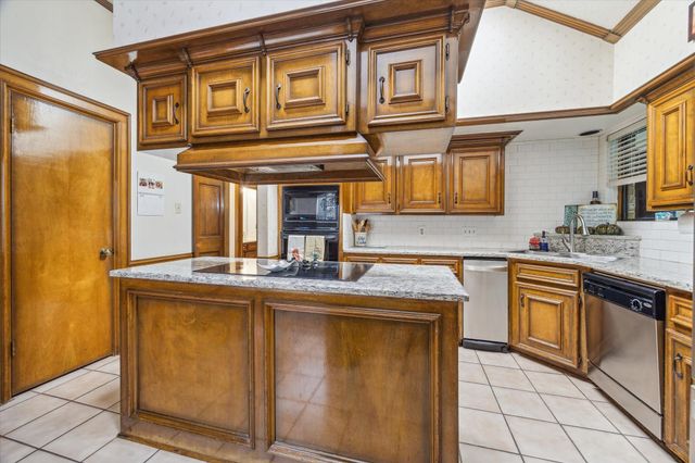 12826 Old Pine Lane, Houston, TX 77015