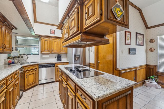 12826 Old Pine Lane, Houston, TX 77015