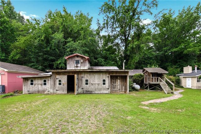 956 Middle Road, Fayetteville, NC 28312