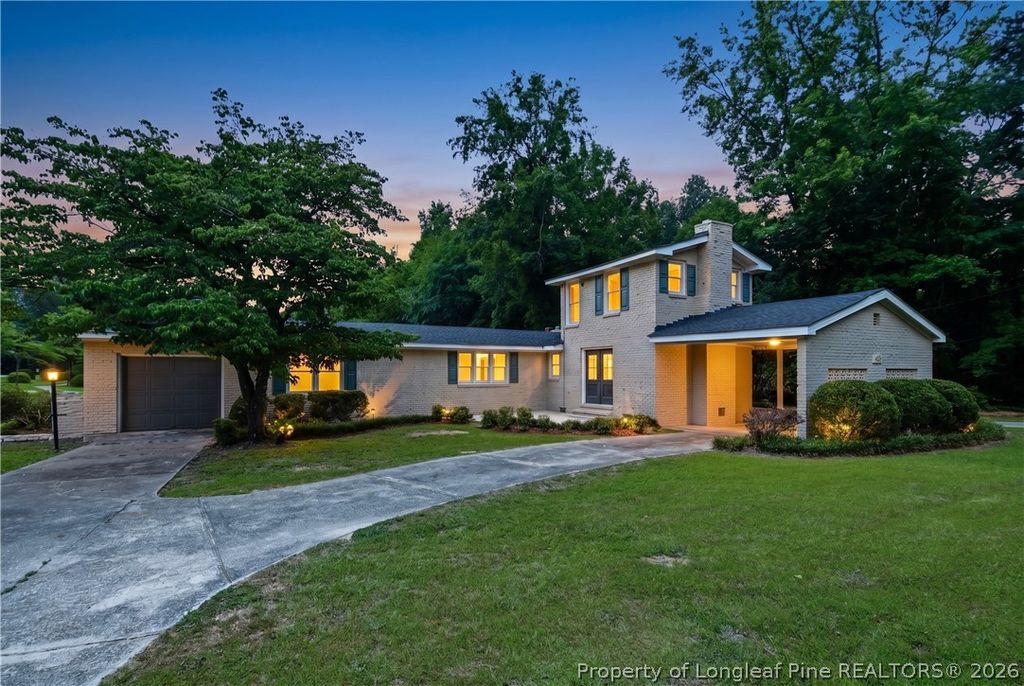 956 Middle Road, Fayetteville, NC 28312
