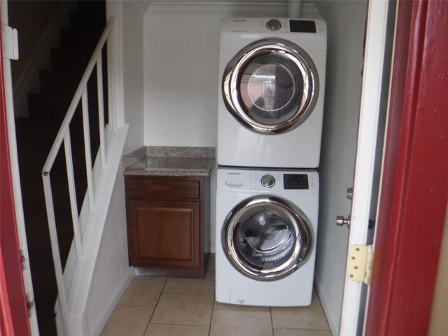 10110 Westview Drive 1008, Houston, TX 77043