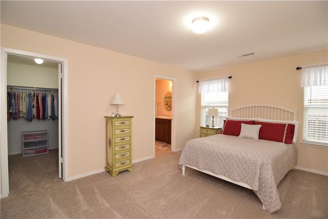 2403 Hickory Wood Avenue, Lowell, AR 72745