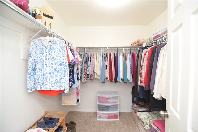 2403 Hickory Wood Avenue, Lowell, AR 72745