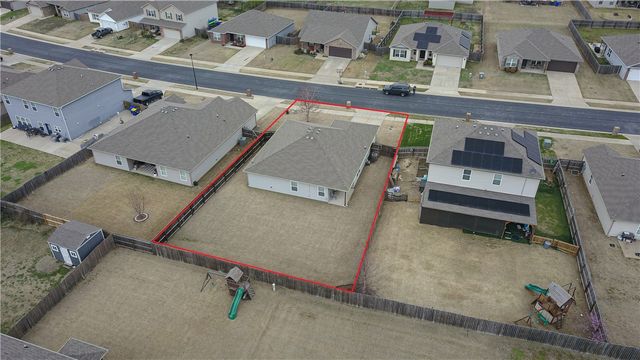 2403 Hickory Wood Avenue, Lowell, AR 72745