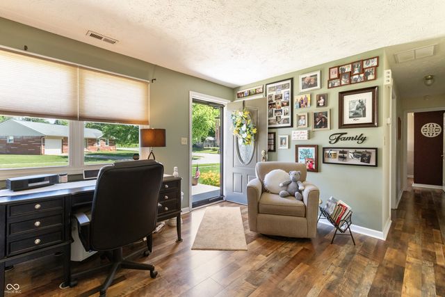 10 Terrace Trail, Mooresville, IN 46158