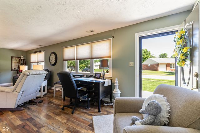 10 Terrace Trail, Mooresville, IN 46158