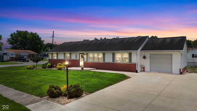 10 Terrace Trail, Mooresville, IN 46158
