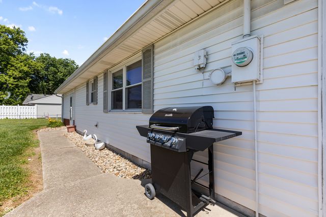 10 Terrace Trail, Mooresville, IN 46158