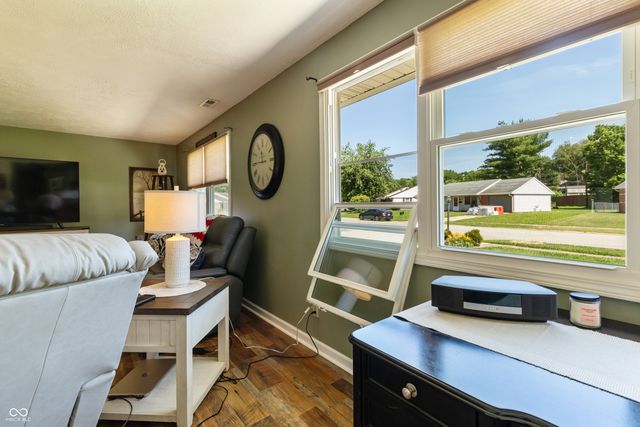 10 Terrace Trail, Mooresville, IN 46158