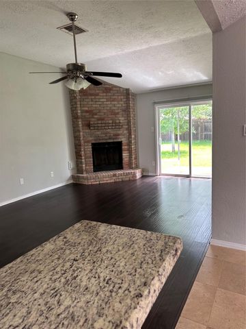 19530 Gladewater Drive, Tomball, TX 77375