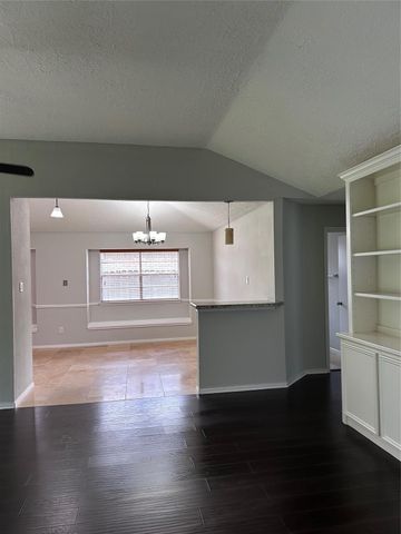 19530 Gladewater Drive, Tomball, TX 77375