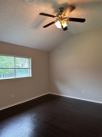 19530 Gladewater Drive, Tomball, TX 77375