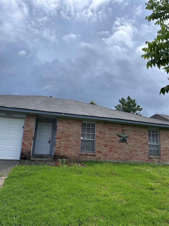 19530 Gladewater Drive, Tomball, TX 77375