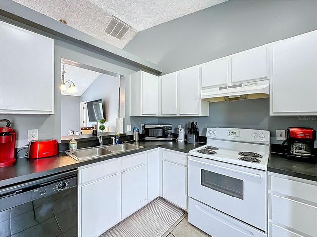 419 WELLESLY DRIVE, Davenport, FL 33897