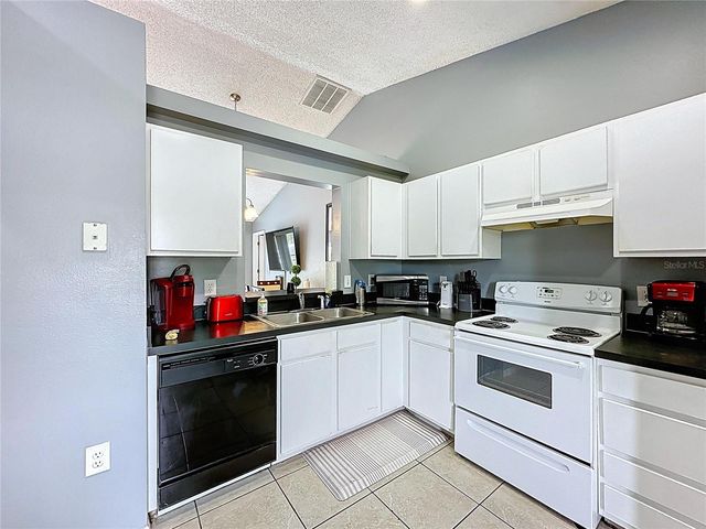 419 WELLESLY DRIVE, Davenport, FL 33897
