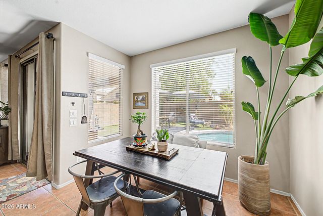 9185 W IRMA Lane, Peoria, AZ 85382