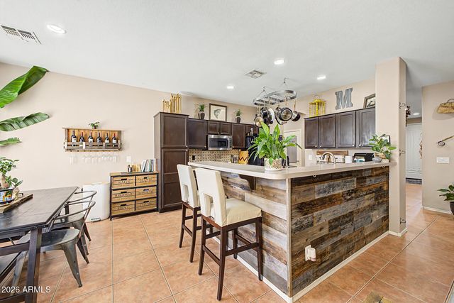9185 W IRMA Lane, Peoria, AZ 85382