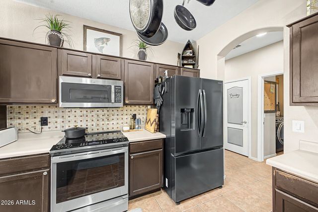 9185 W IRMA Lane, Peoria, AZ 85382