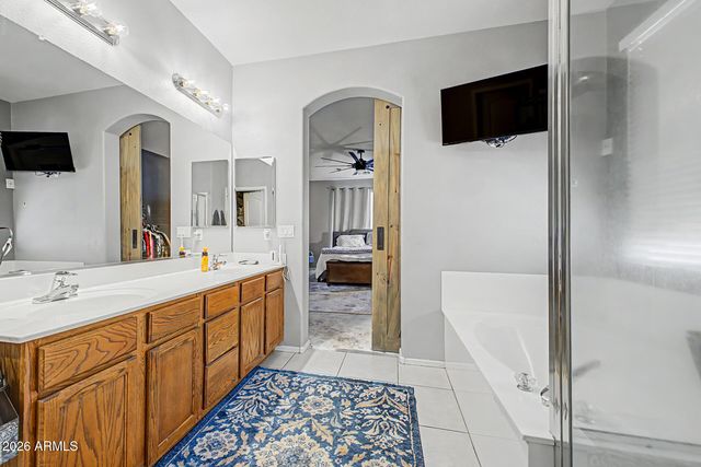 9185 W IRMA Lane, Peoria, AZ 85382