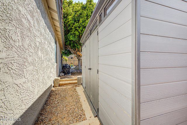 9185 W IRMA Lane, Peoria, AZ 85382