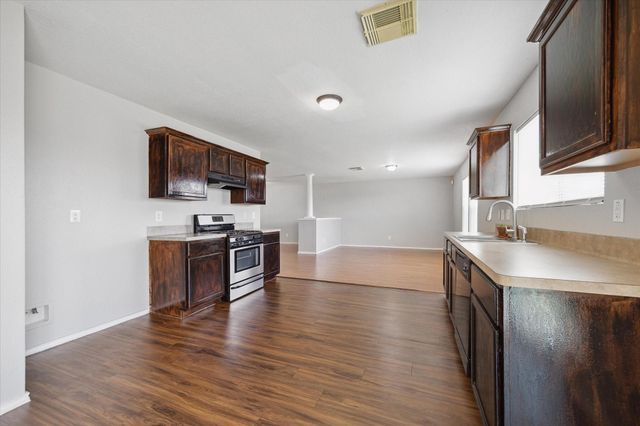 2218 Heath Ridge Lane, Rosenberg, TX 77469