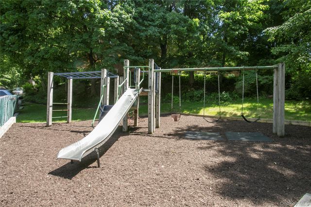 140 N Broadway O-2, Irvington, NY 10533