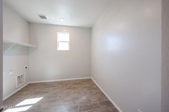 18098 W CREEDANCE Boulevard, Surprise, AZ 85387