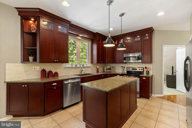 25 DOUGHERTY DR, Lincoln University, PA 19352