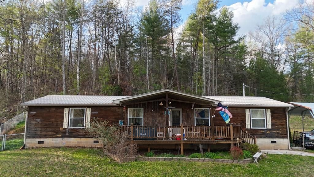 67 Eagle Lane, Hayesville, NC 28904